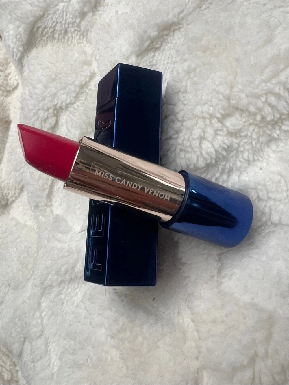 FENTY LIPSTICK